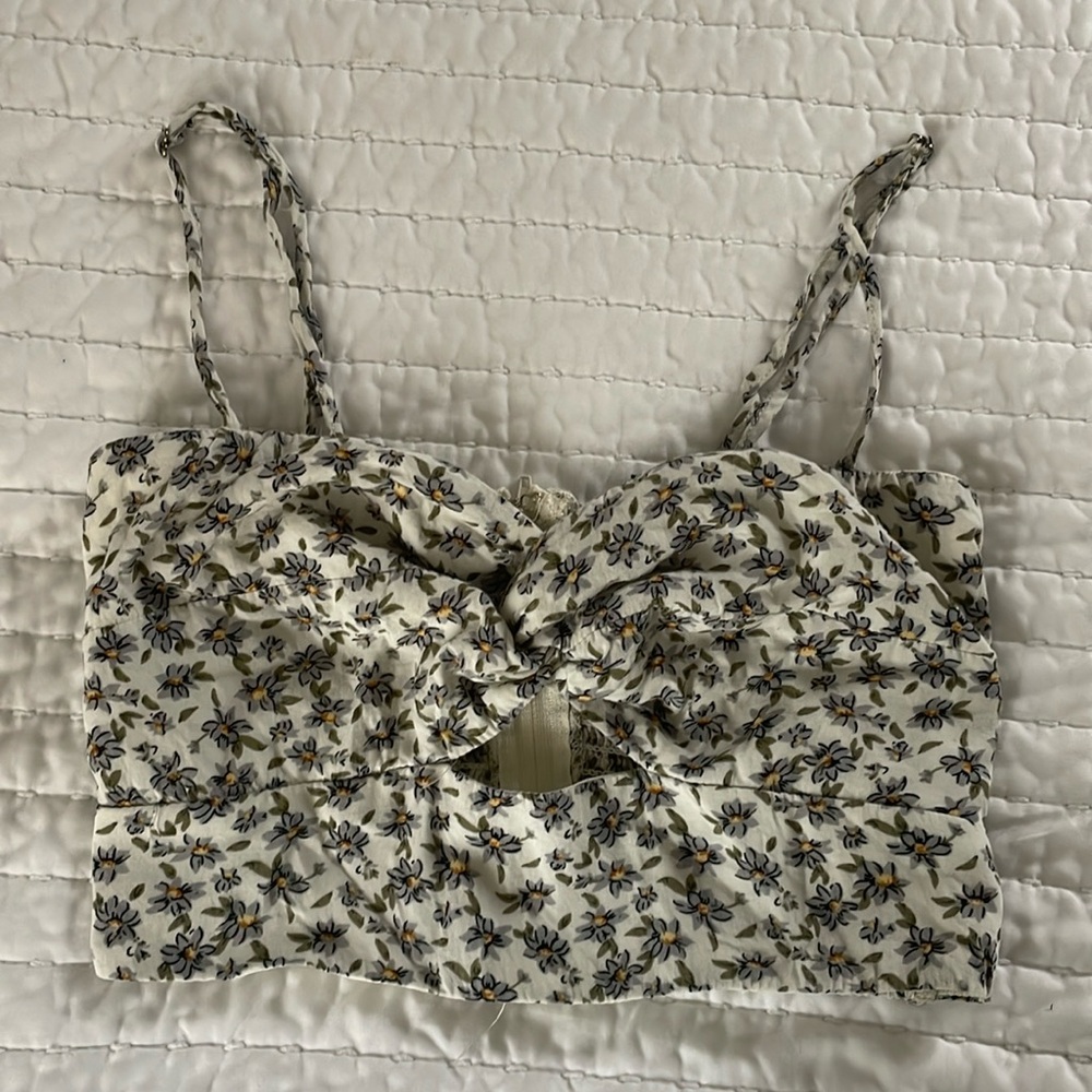 Windsor Cut Out Flowered Top